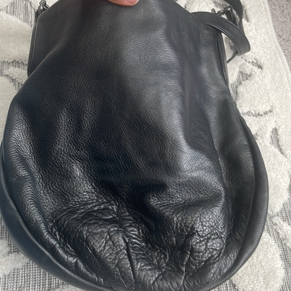 EUC Marc jacobs grommet hillier hobo bag - Picture 5 of 13